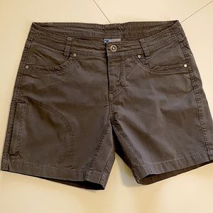 Woman’s Kuhl shorts